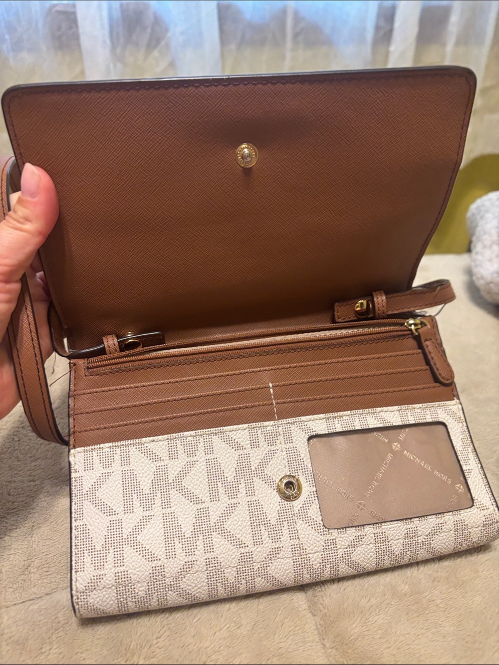 Michael Kors White and Tan Logo Crossbody - Picture 3 of 4